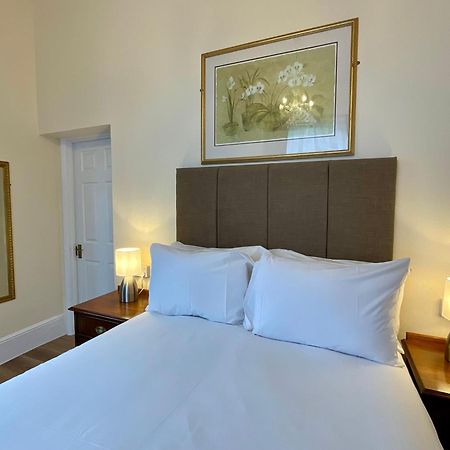 Vernon Guesthouse Истборн Екстериор снимка