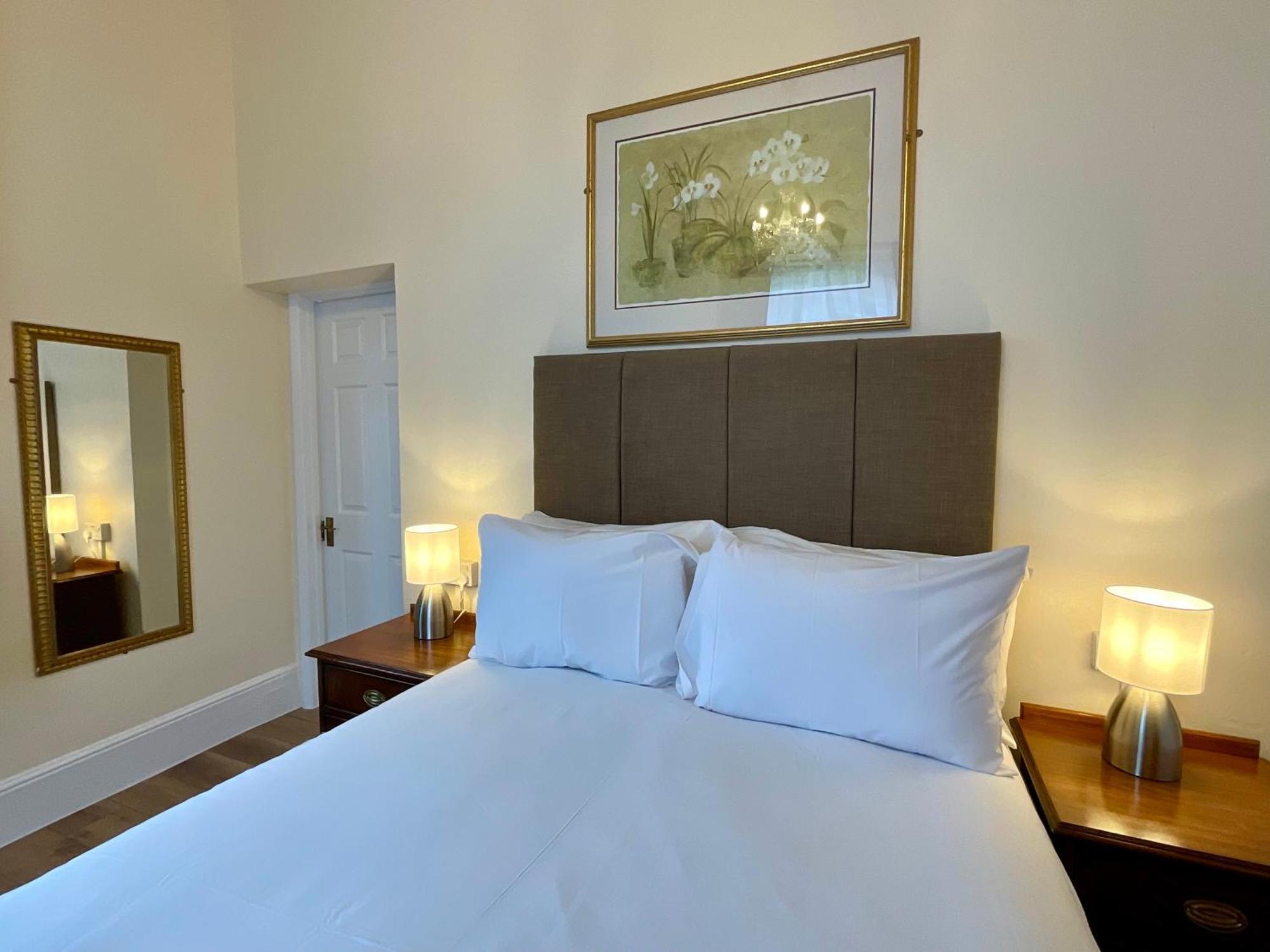 Vernon Guesthouse Истборн Екстериор снимка