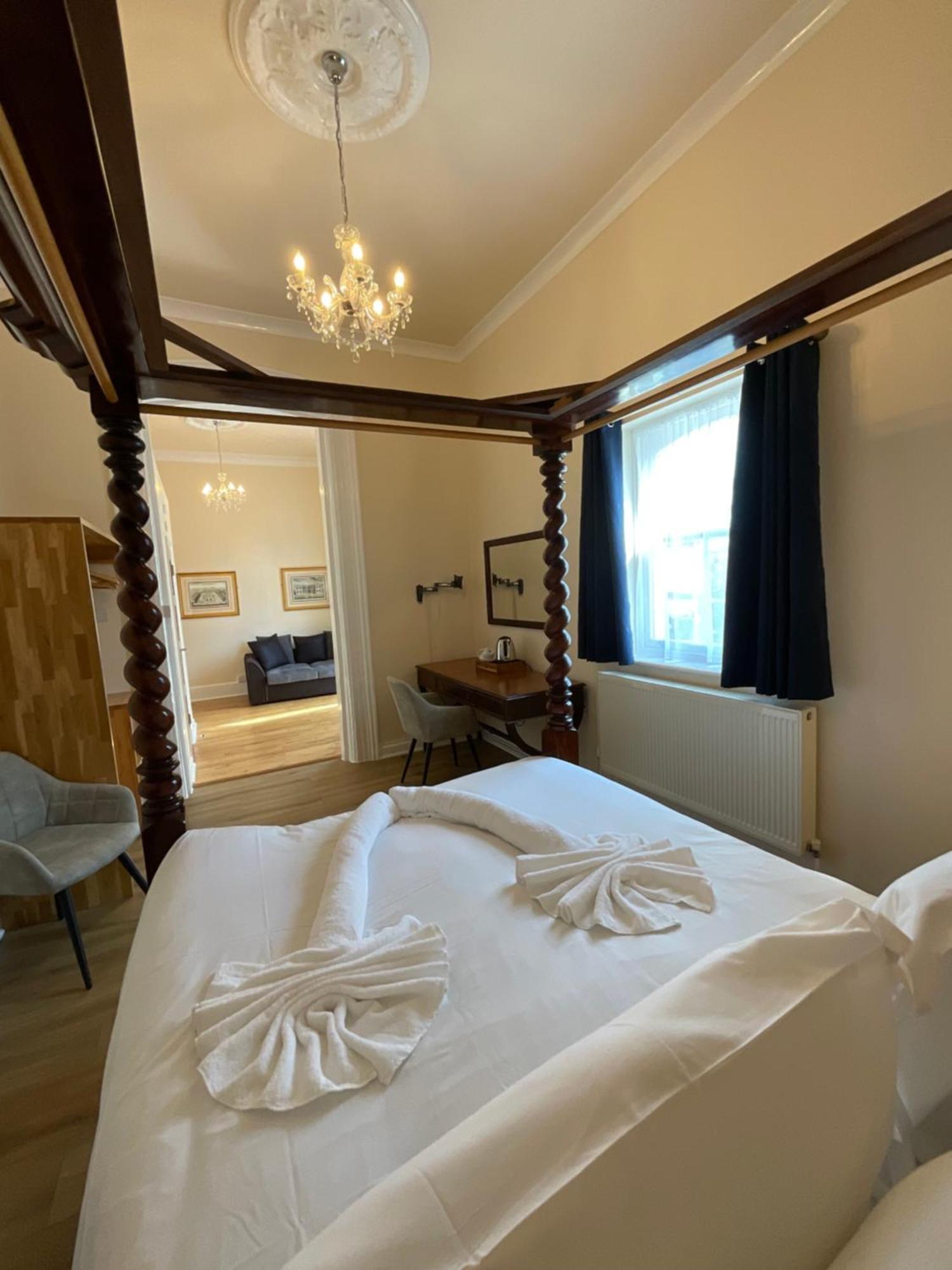 Vernon Guesthouse Истборн Екстериор снимка